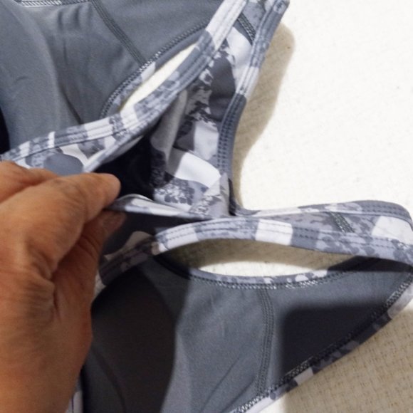 Cute Reebok Sports Bra - Picture 3 of 6